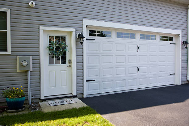 24/7 Emergency Garage Door Panel Replacement experts in South Boston, VA